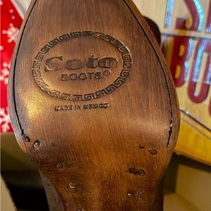 Handmade  beautifully  designed Soto Boots